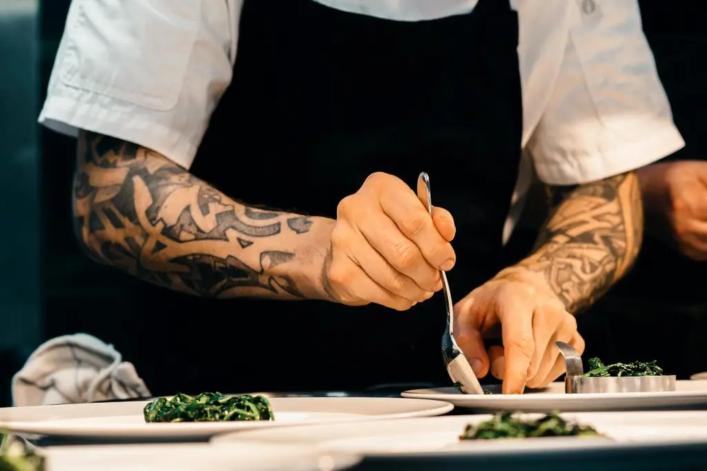 8 Must-Try Dishes During Your Holidays on the French Riviera